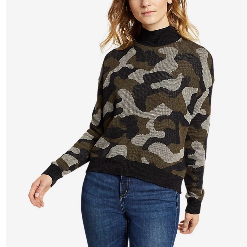 NWT - Eddie Bauer Mock-Neck Camo Pullover - Medium